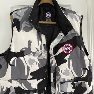 Men’s Canada Goose Down vest